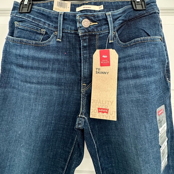 NWT Levi’s 712 Skinny Jeans - Picture 2 of 4